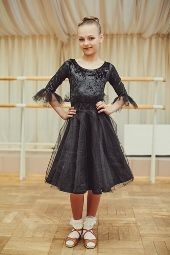 Платье рейтинговое "Черный лебедь" Windance